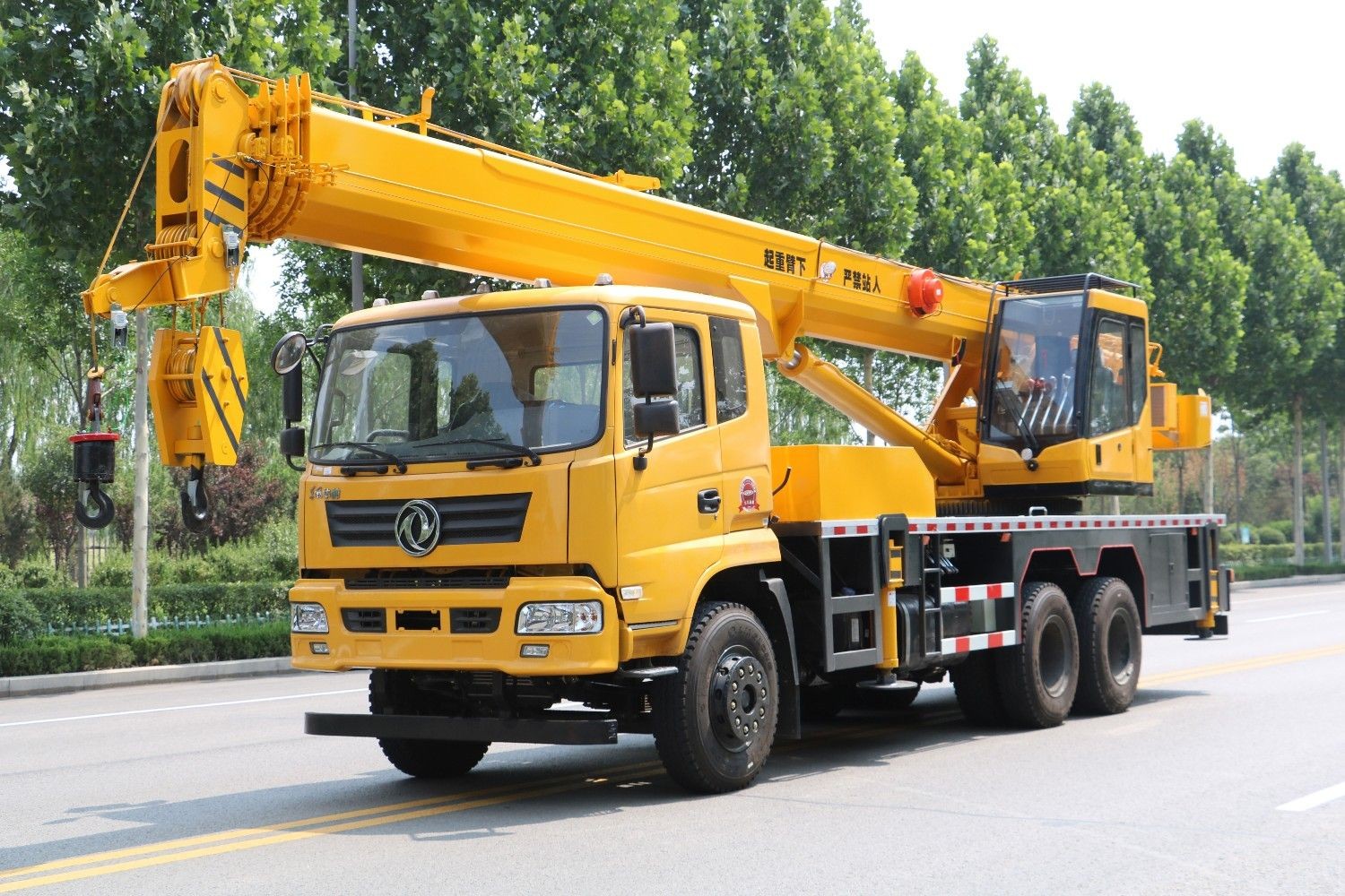 25 Ton Telescopic Mobile Crane