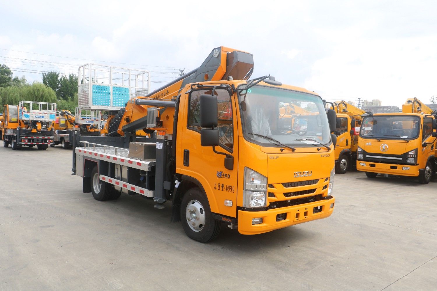 Camión de trabajo aéreo de 35 metros con chasis Isuzu