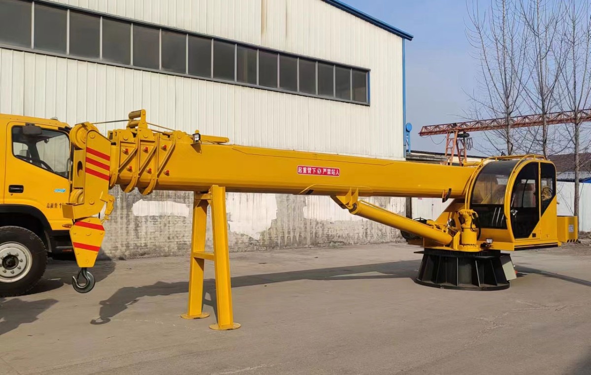 8 Ton Telescopic Boom Marine Crane