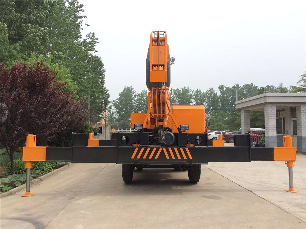 16 Ton Telescopic Beam Oil-Electric Mobile Crane