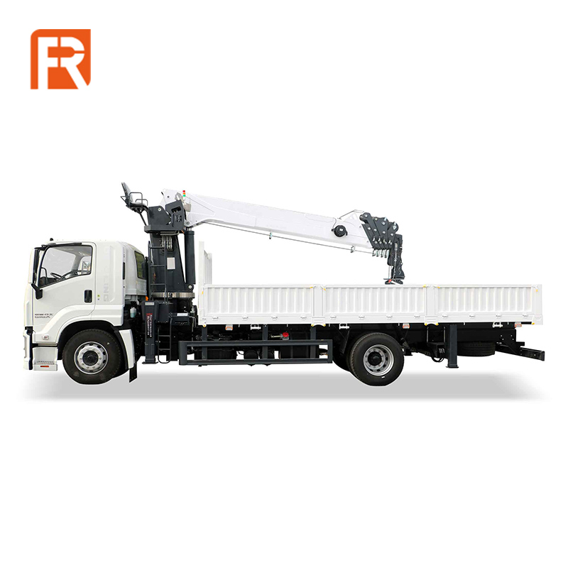 รถบรรทุกเครนแขนตรง 8 ตัน