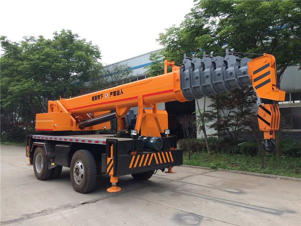 16 ton Teleskopik Balok Minyak-Elektrik Mobile Crane