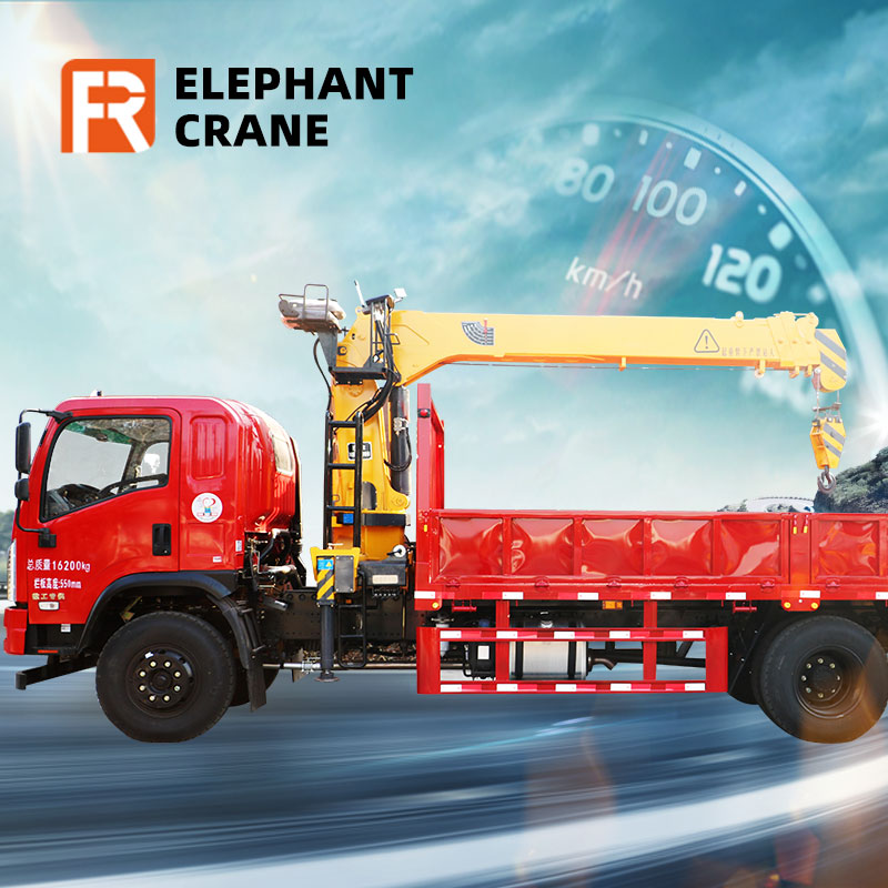 6,3 ton truk yang dipasang crane