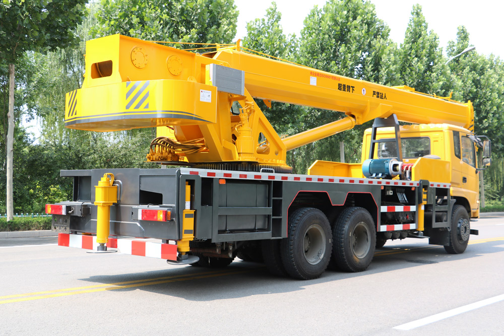 25T Mobile Crane 