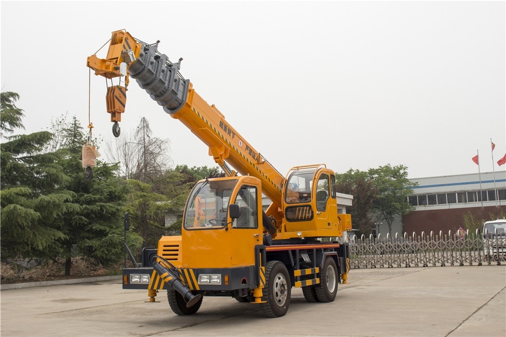 Crane truk plug-in 10 ton