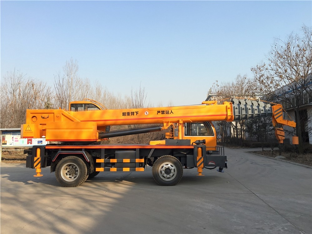 12 Ton Oil-Electric Mobile Crane