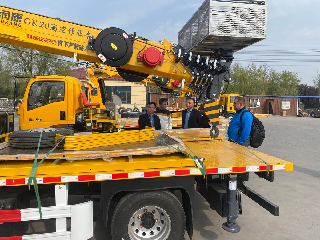 Russian Client Visits Our Factory for Inspection and Orders 5 Units of GK20 Aerial Work Platforms