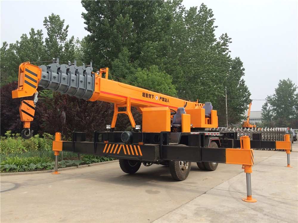 16 Ton Telescopic Beam Oil-Electric Mobile Crane