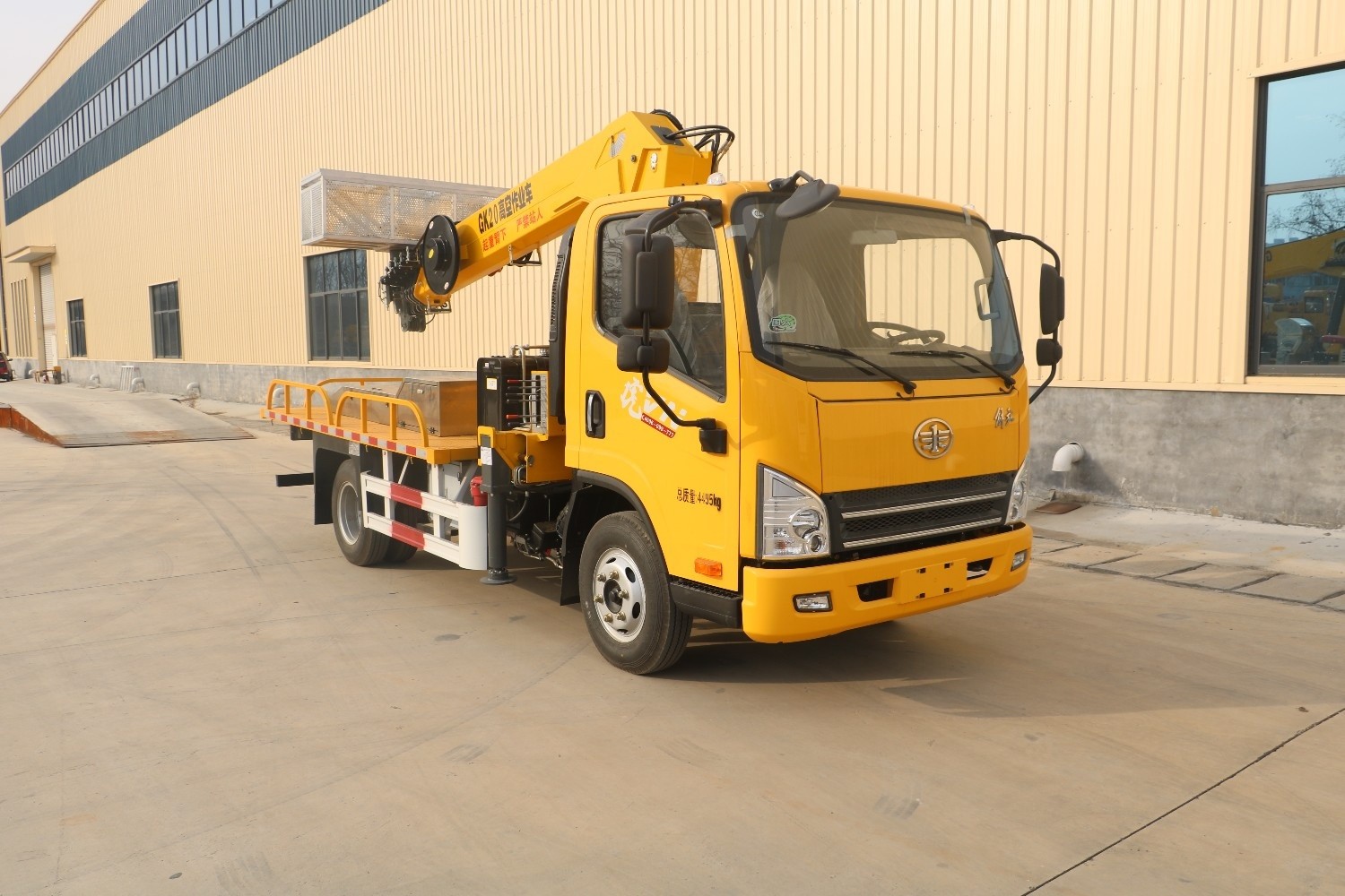 18m Multifunctional Aerial Work Platform Truck