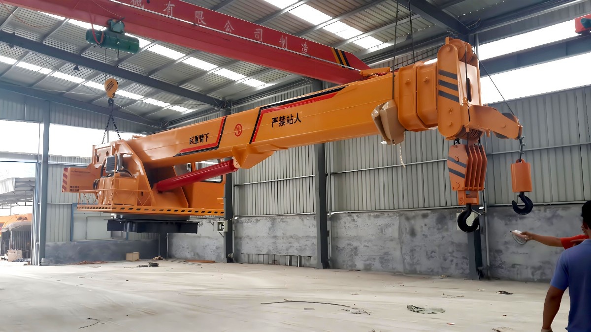 20 Ton Telescopic Boom Marine Crane