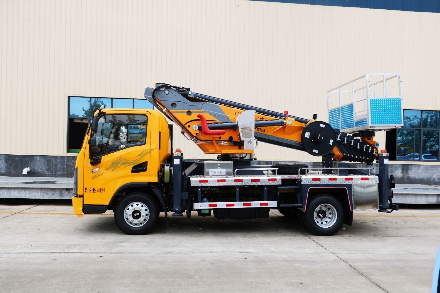 Camion de travail aérien de 35 mètres avec châssis Howo