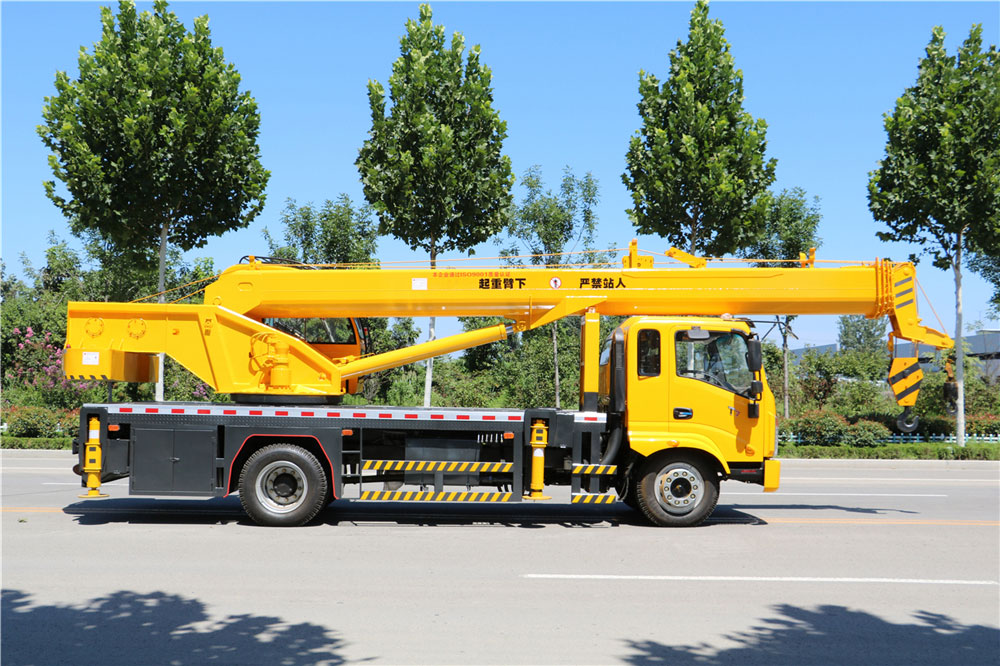 Crane móvil de boom telescópico de 16 toneladas