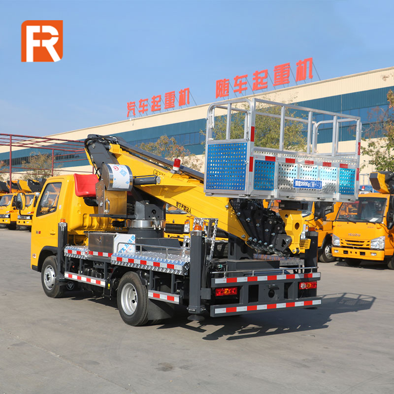 Camión con canasta hidráulica de 30,3 metros