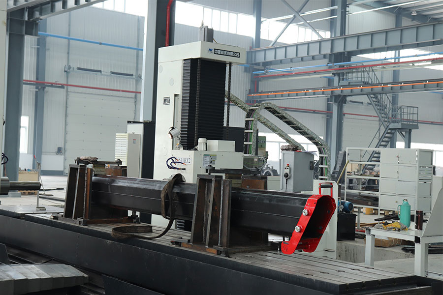 Cần cẩu gắn trên xe tải tay lái bên trái 8 tấn