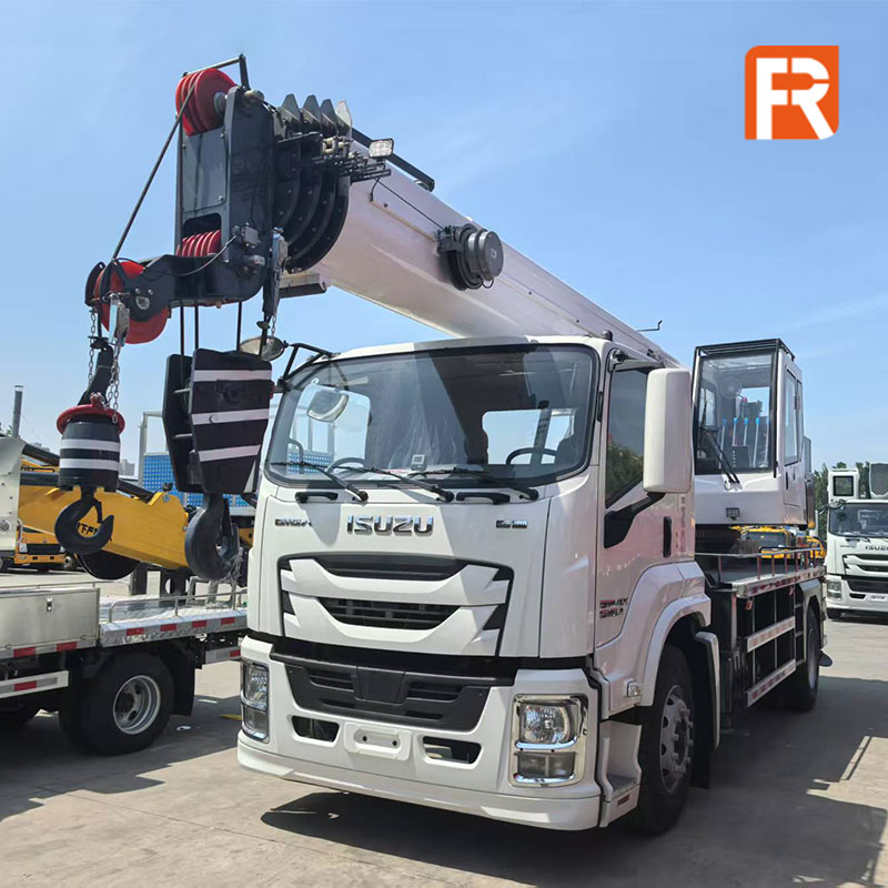 Xe tải cẩu ISUZU 10 tấn