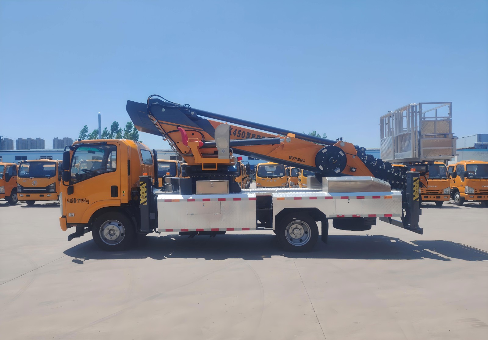 45 Meter Aerial Work Truck With ISUZU Chassis