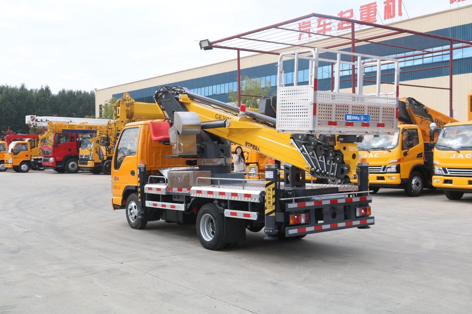 Caminhão de trabalho aéreo de 30 metros com chassi de Isuzu