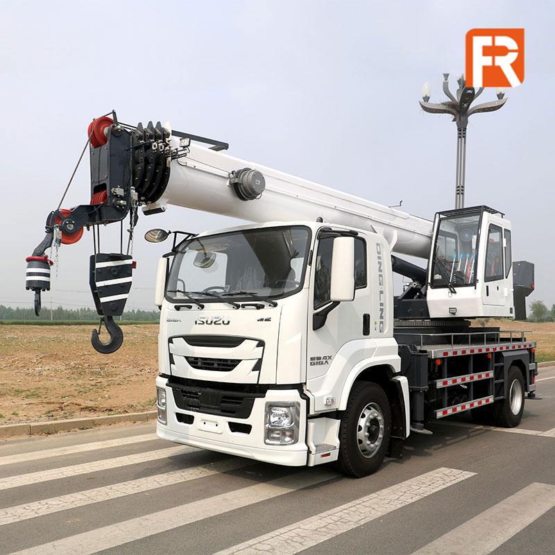 Xe cẩu 10 tấn Xe cẩu di động Xe cẩu mới